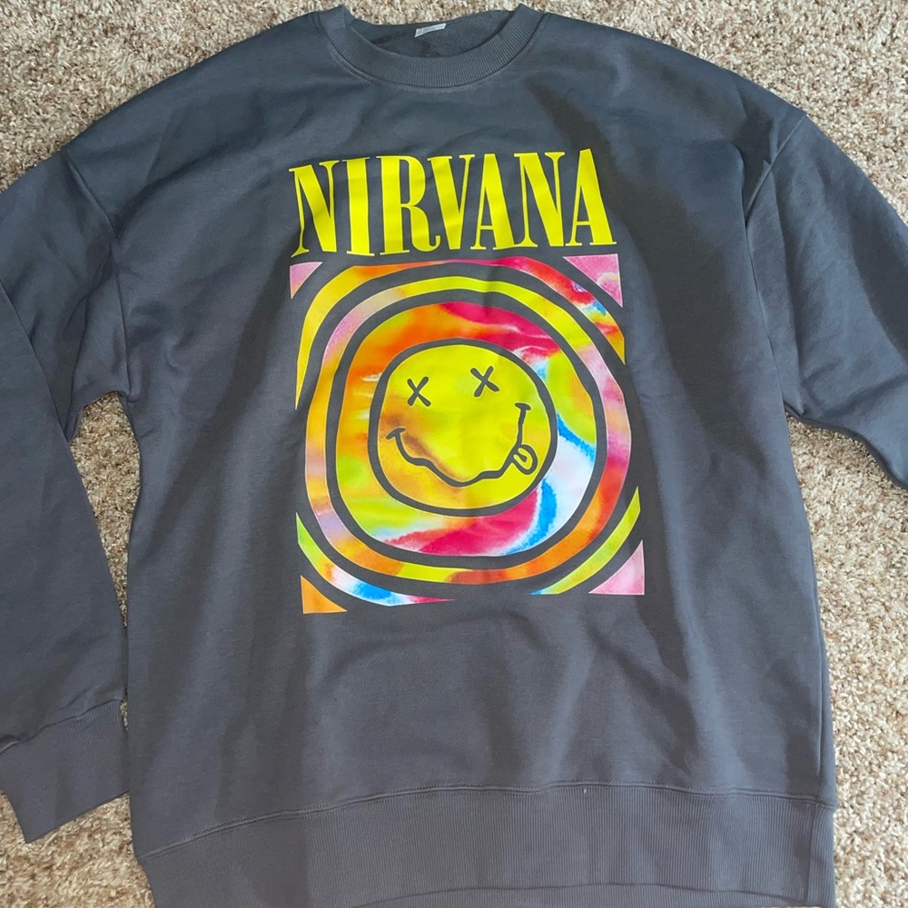 Grey Nirvana crewneck in a size large